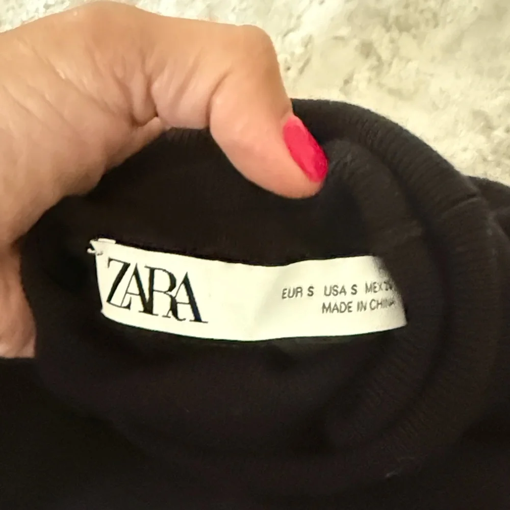 Zara Black Turtleneck Sweater with Button Accents - Picture 2 of 3